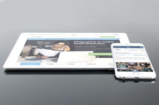 Preso aos limites do consultório presencial? Conheça o guia Do Físico ao Digital e aprenda a criar consultas e mentorias online escaláveis e lucrativas.
