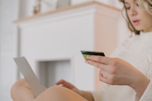 Quer vencer os grandes marketplaces? Crie um E-commerce Local de nicho e venda para sua região com entrega via motoboy no mesmo dia.